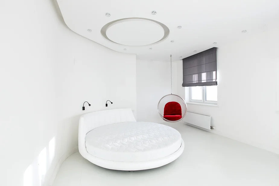 What's the Point on Having a Round Bed, Anyway?